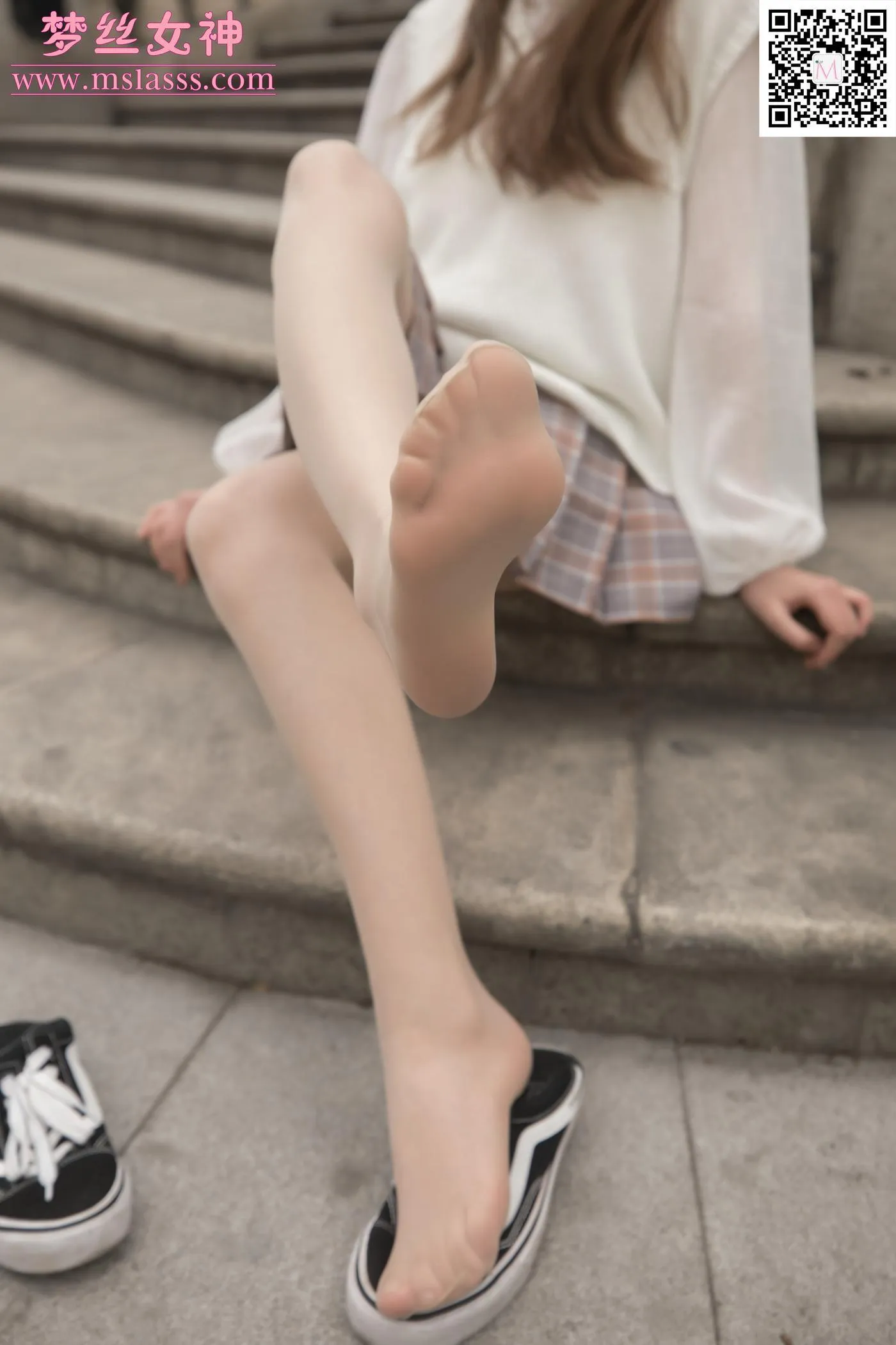 [MSLASS梦丝女神] 2020.03.10 NO.097 晓晓 女神的丝袜 [48P]插图2